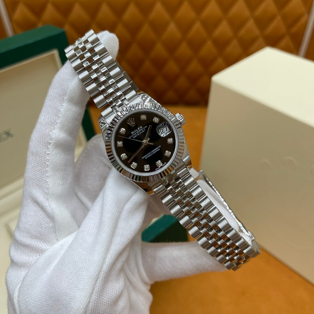 M - Watch