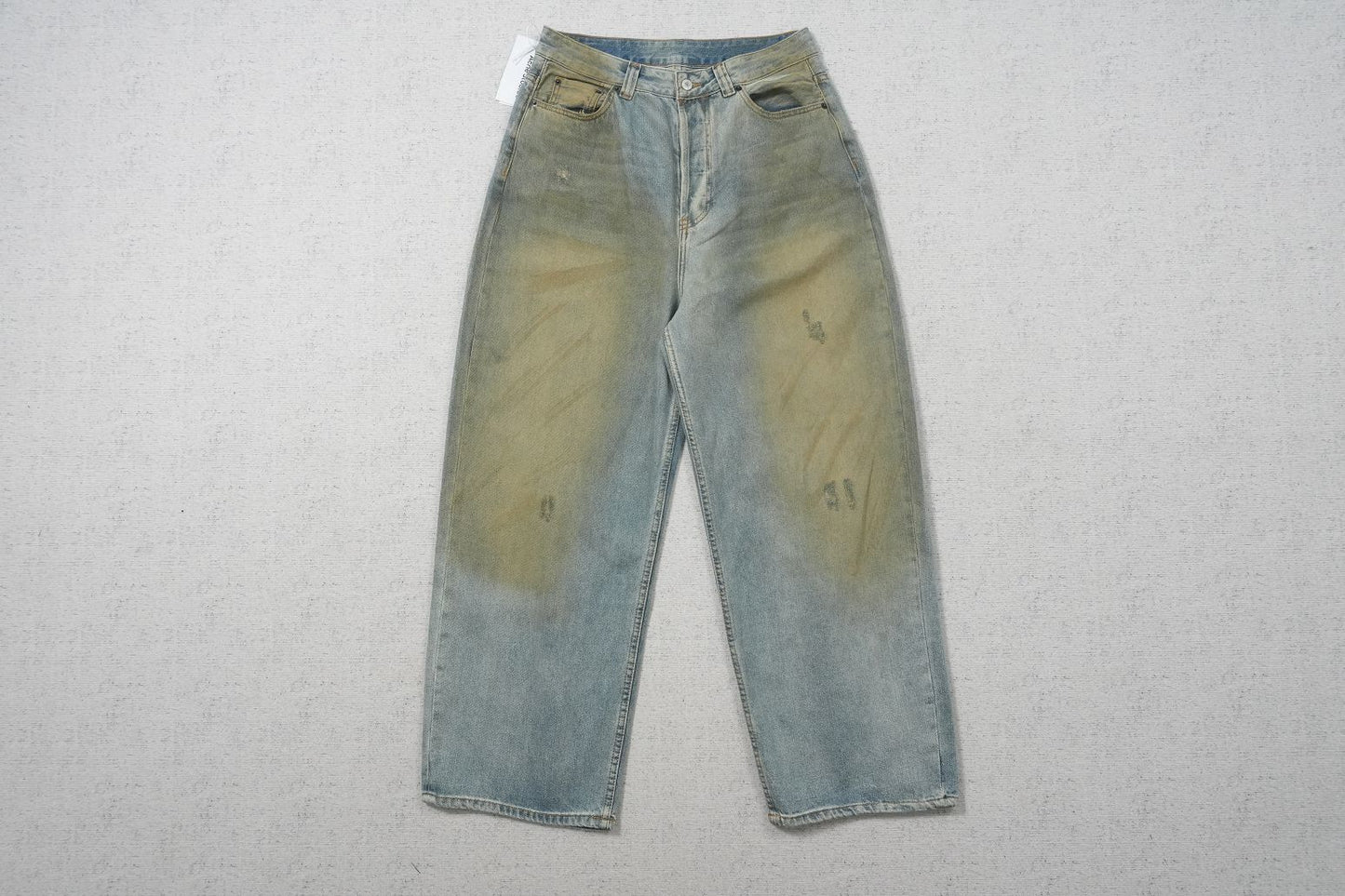 A - JEANS