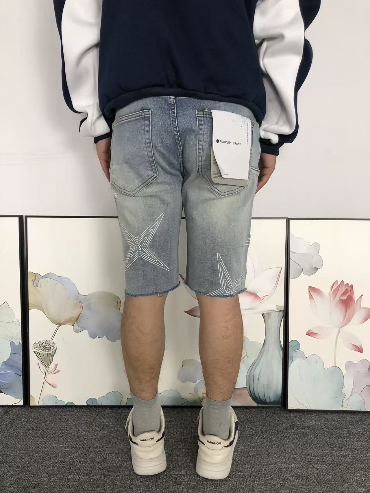 P - SHORTS