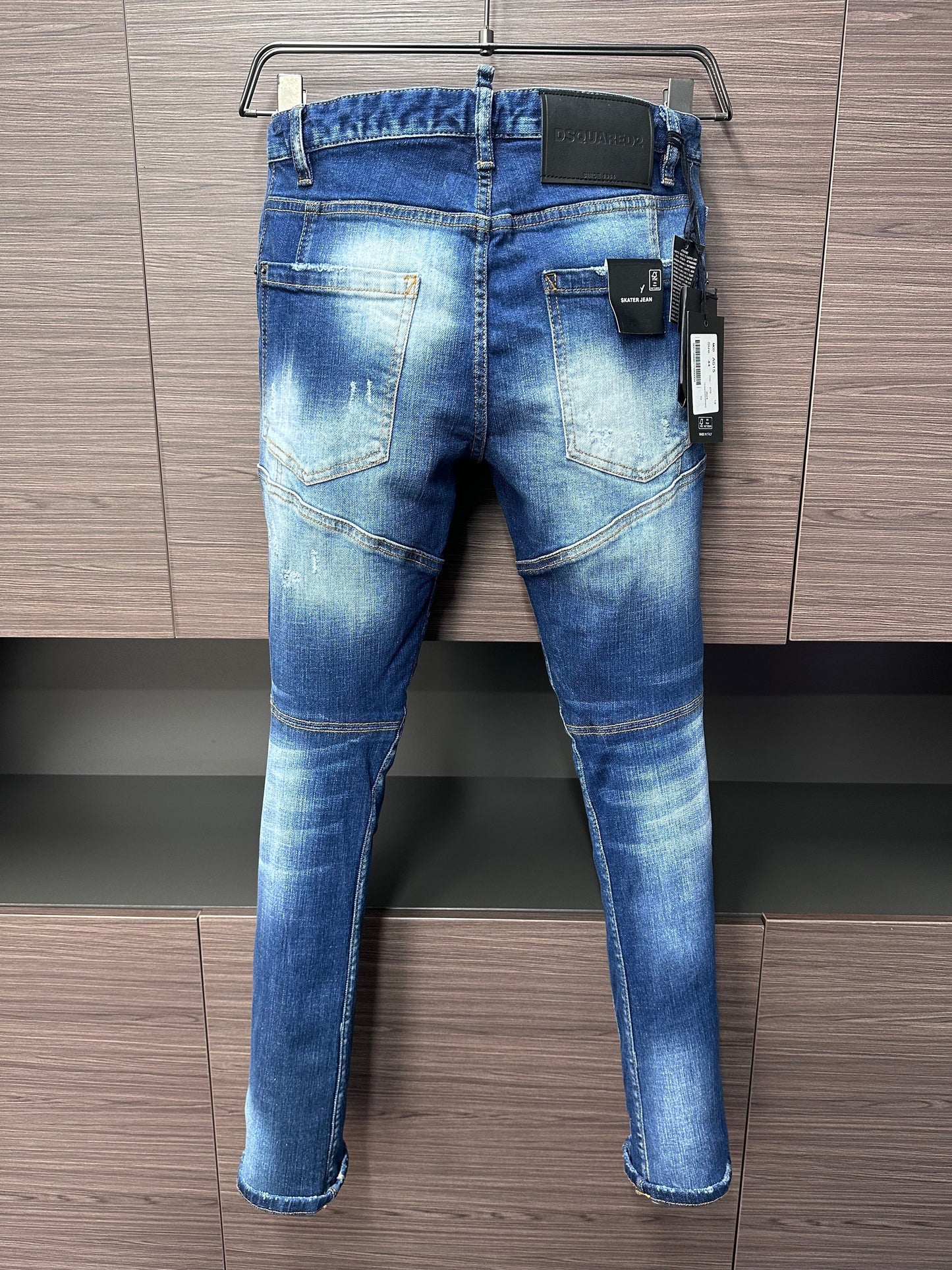 D - JEANS