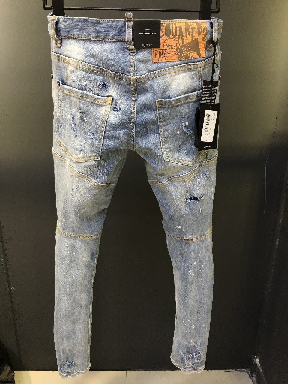D - JEANS