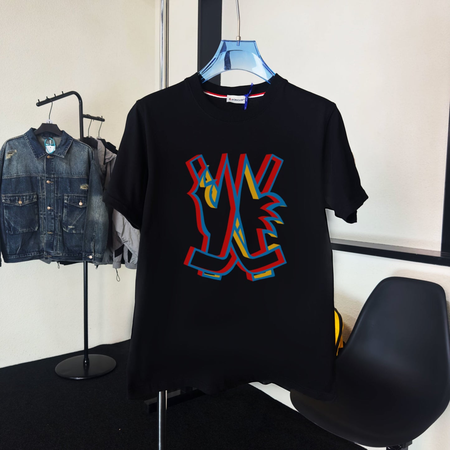 M - TSHIRT