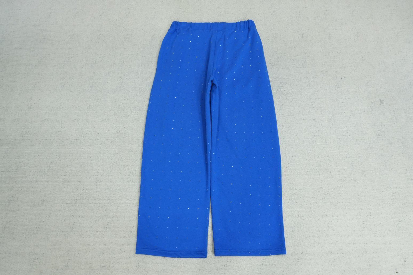 S - SWEATPANTS