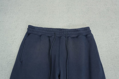 S - SWEATPANTS