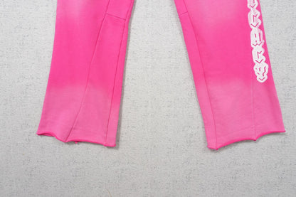 L - SWEATPANTS