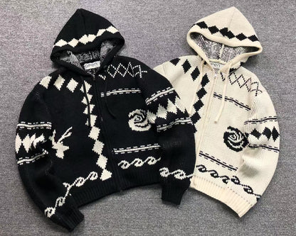 O - SWEATER