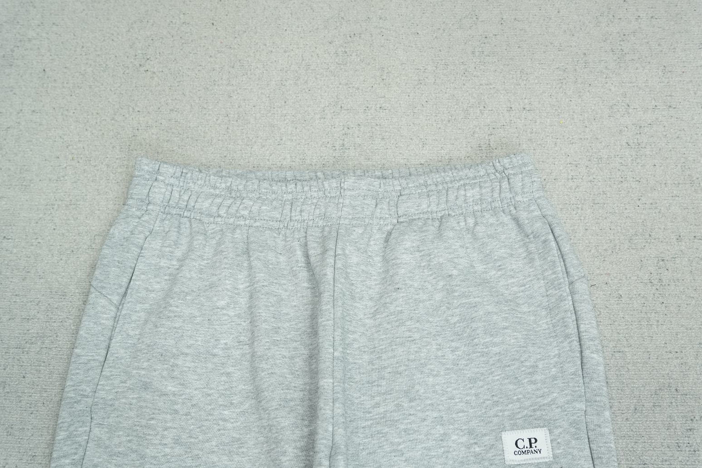 C - SWEATPANTS