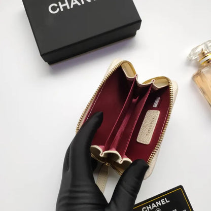 C - CARD HOLDER