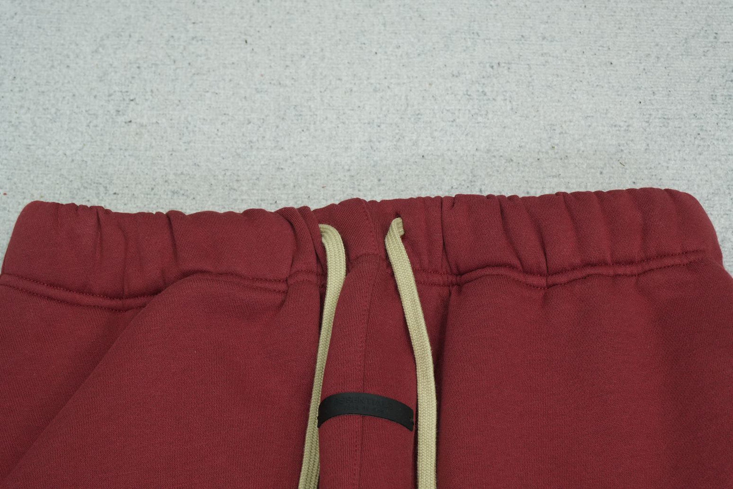 F - SWEATPANTS