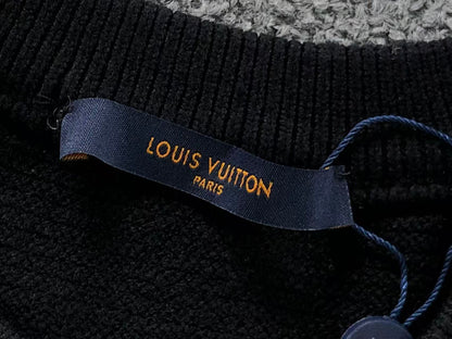 L - SWEATER