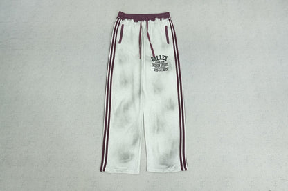 V - SWEATPANTS