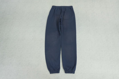 S - SWEATPANTS