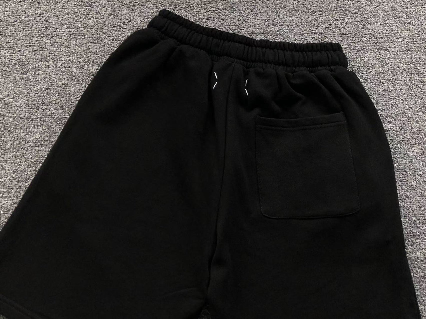 M - SHORTS