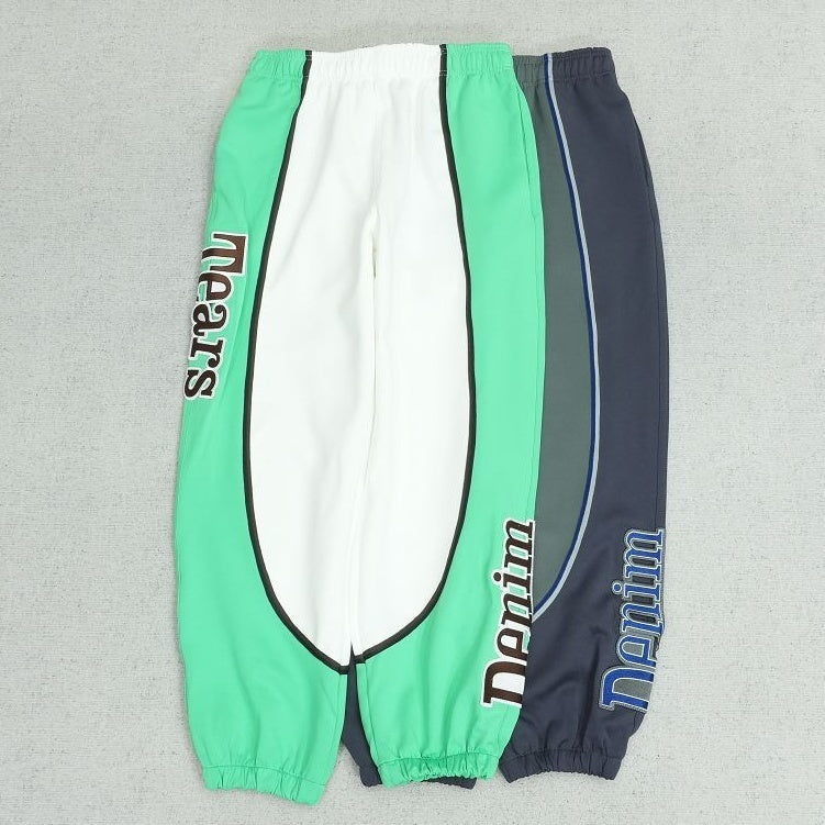 D - SWEATPANTS