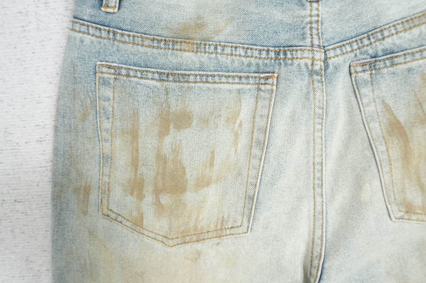 A - JEANS
