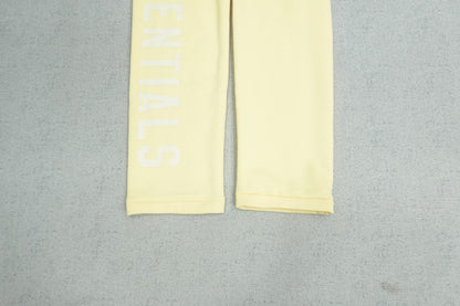 F - SWEATPANTS