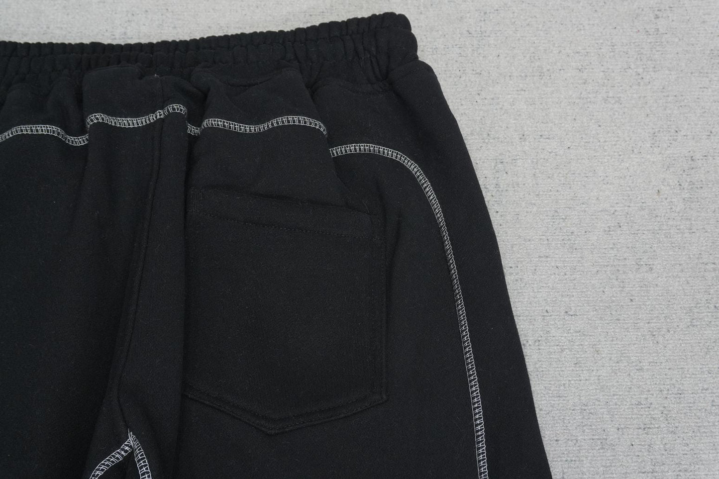 K - SWEATPANTS