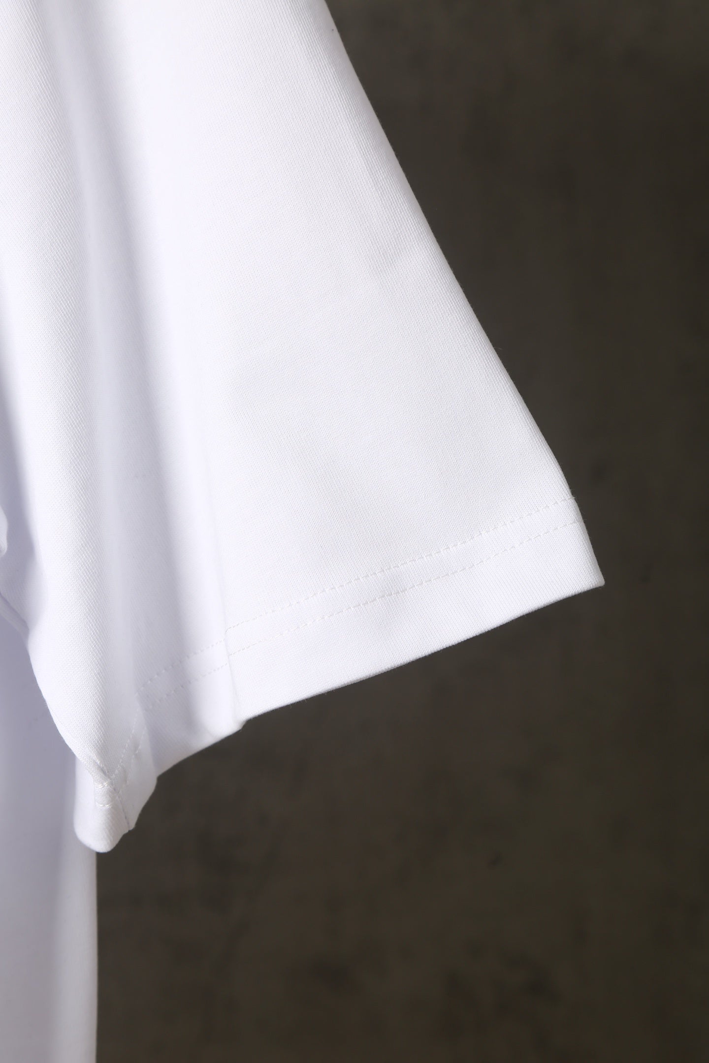 L - TSHIRT