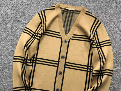 B - SWEATER