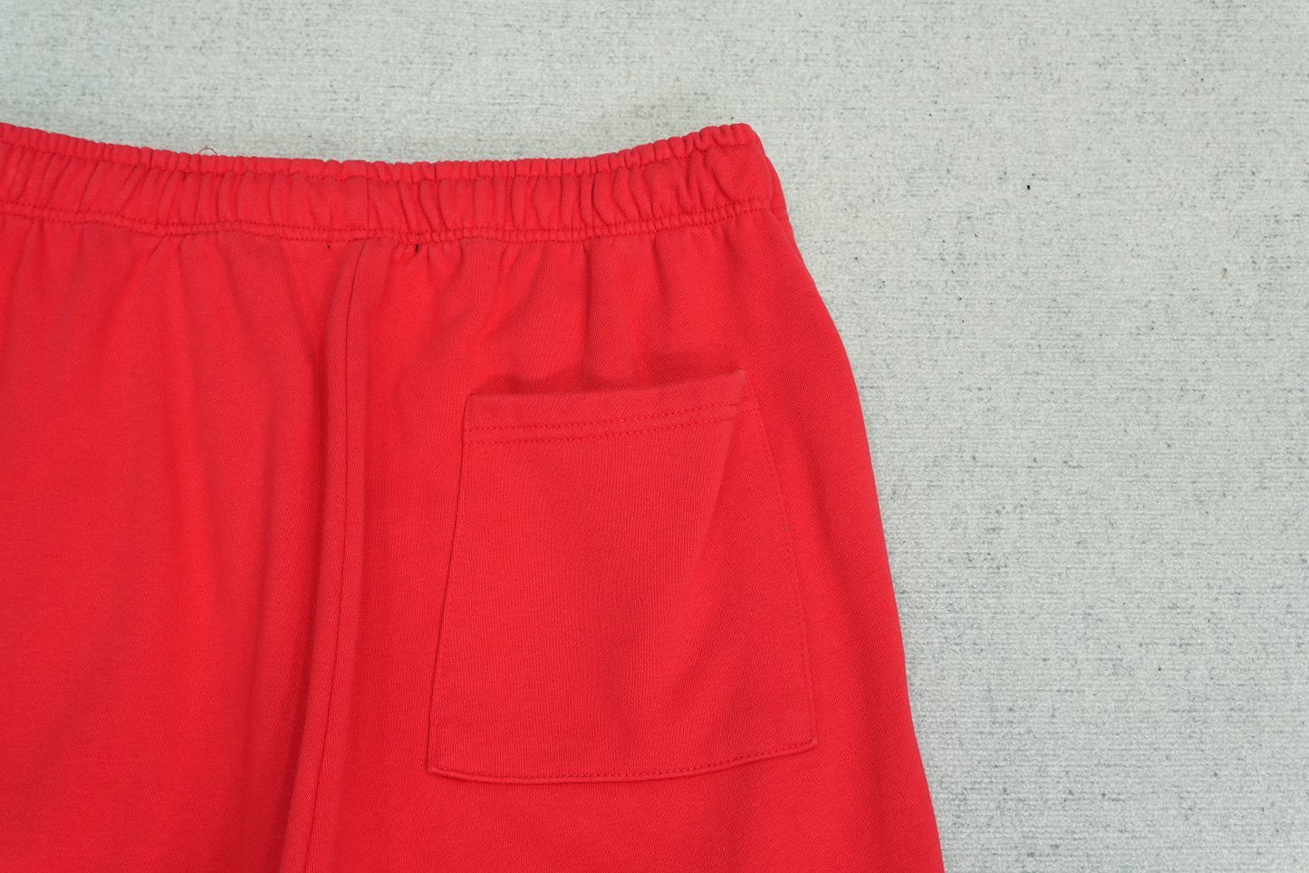 M - SWEATPANTS