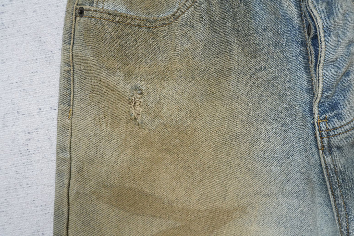 A - JEANS