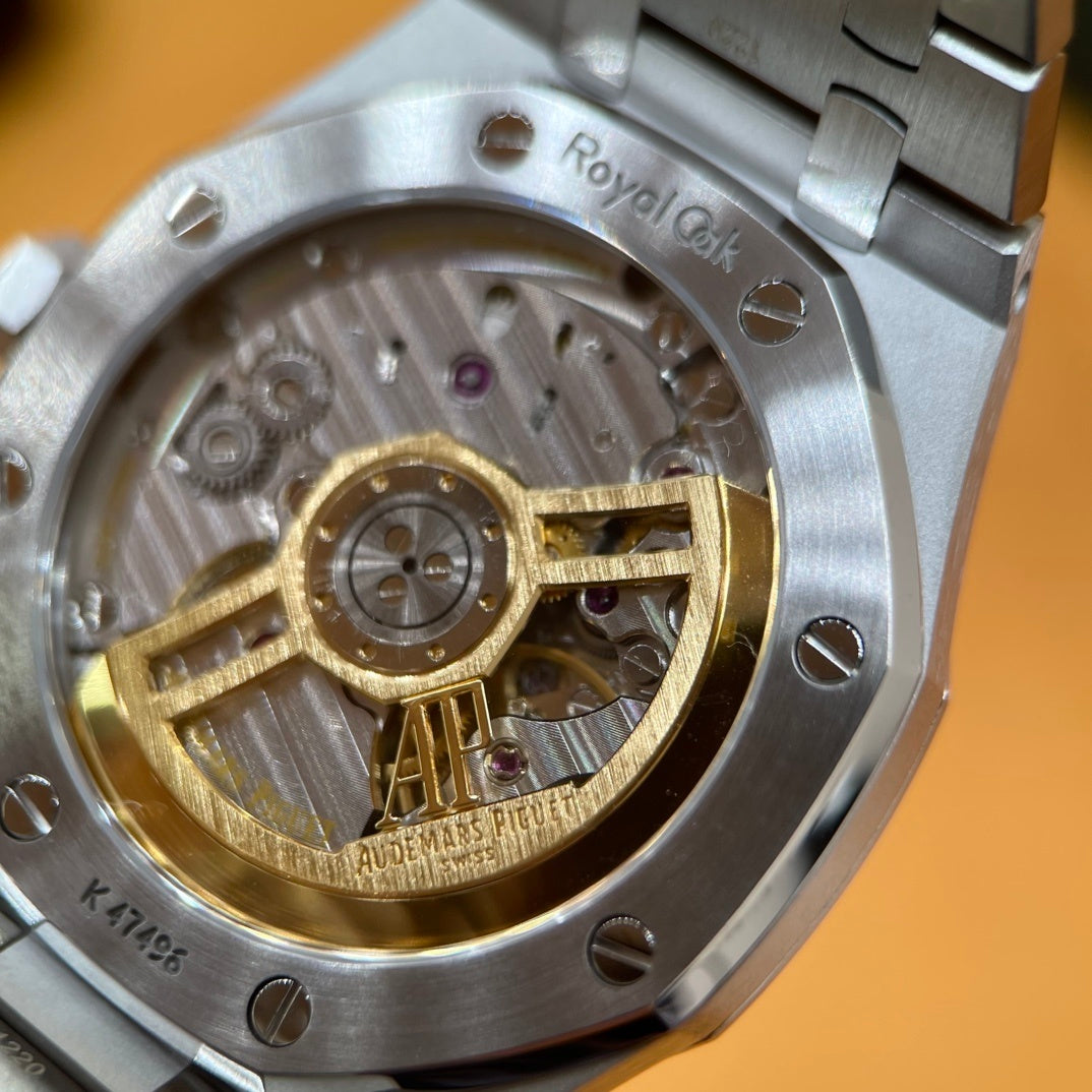 P - Watch