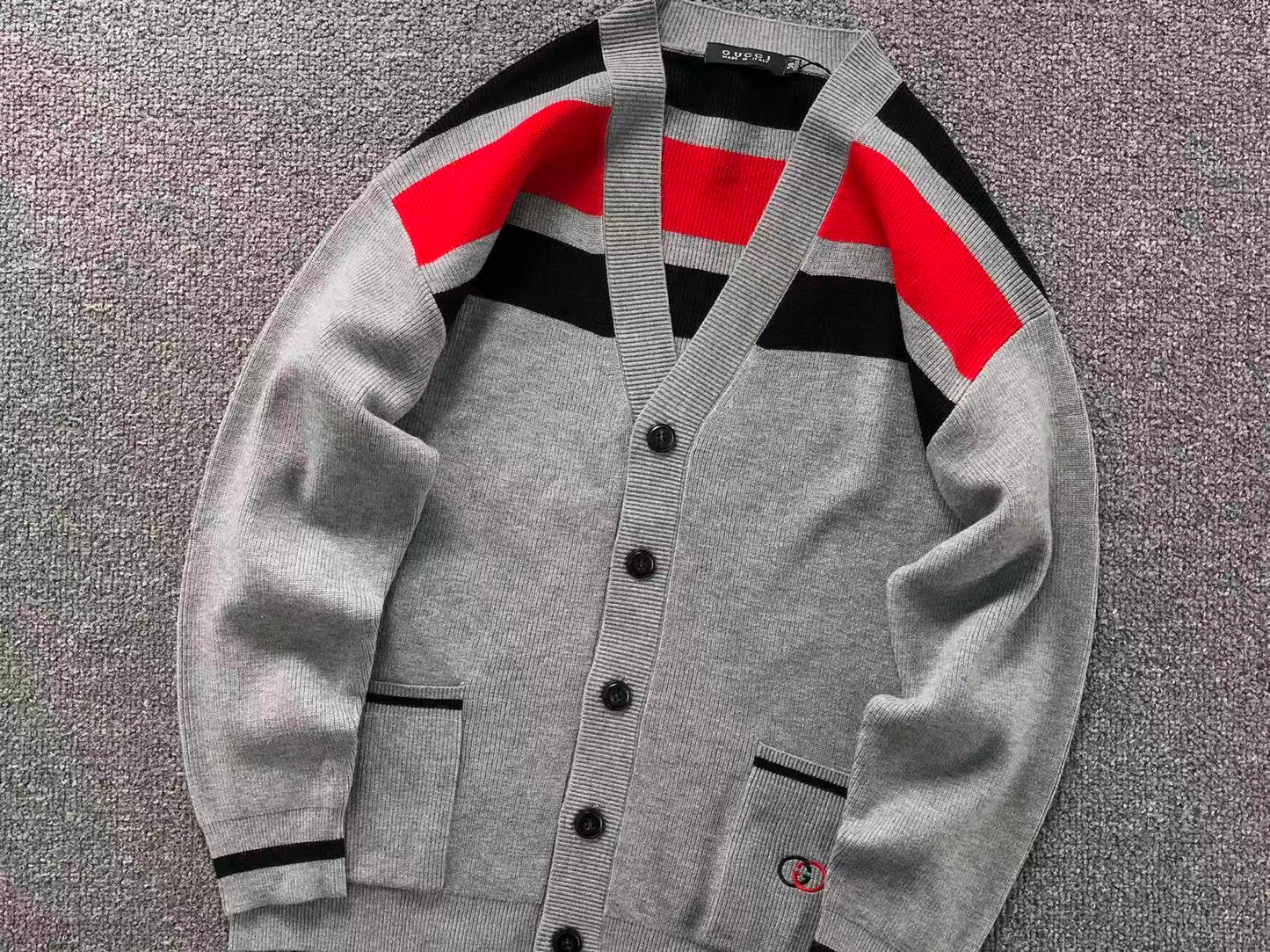 GG - SWEATER