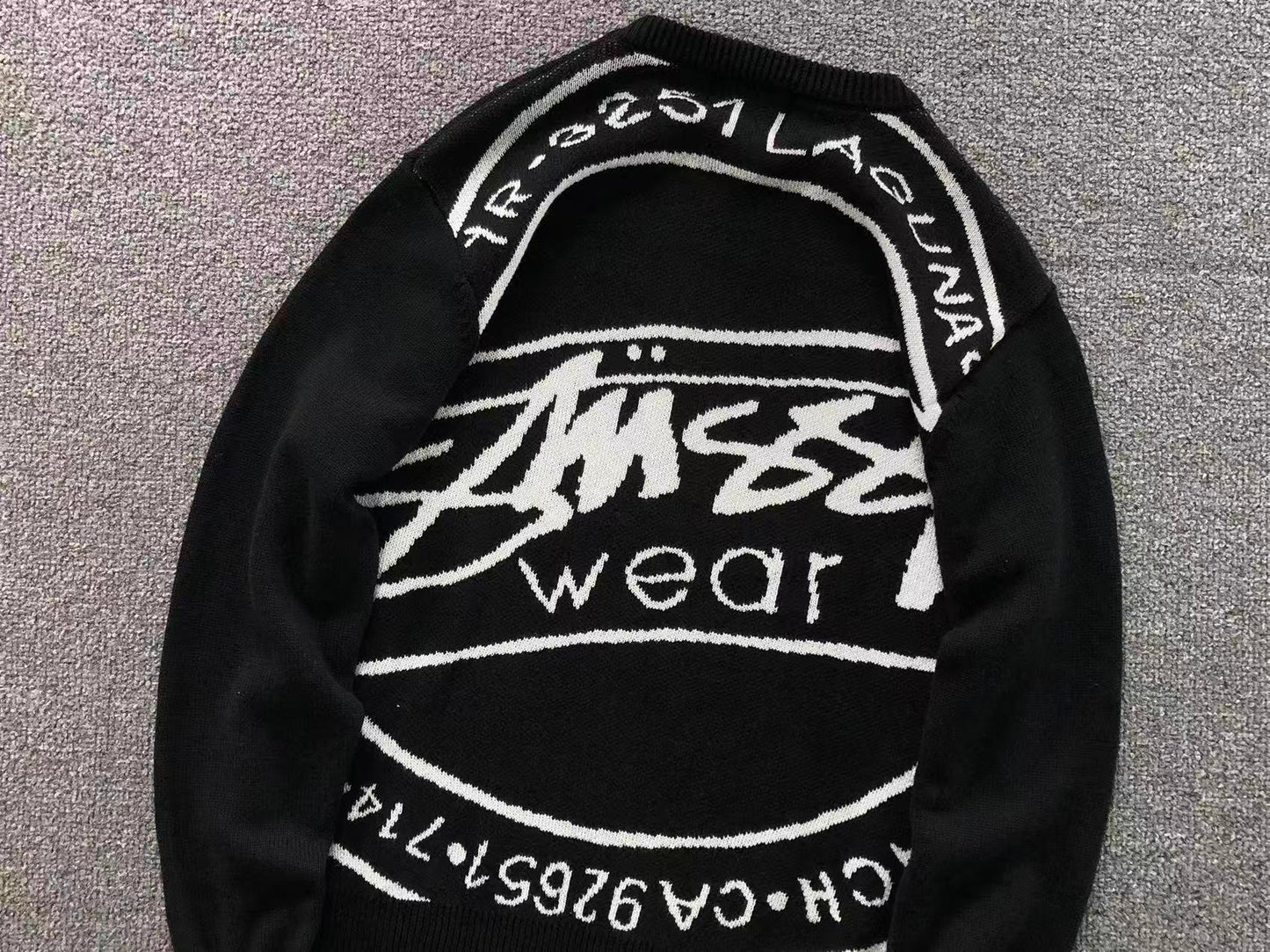 S - SWEATER