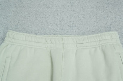 C - SWEATPANTS