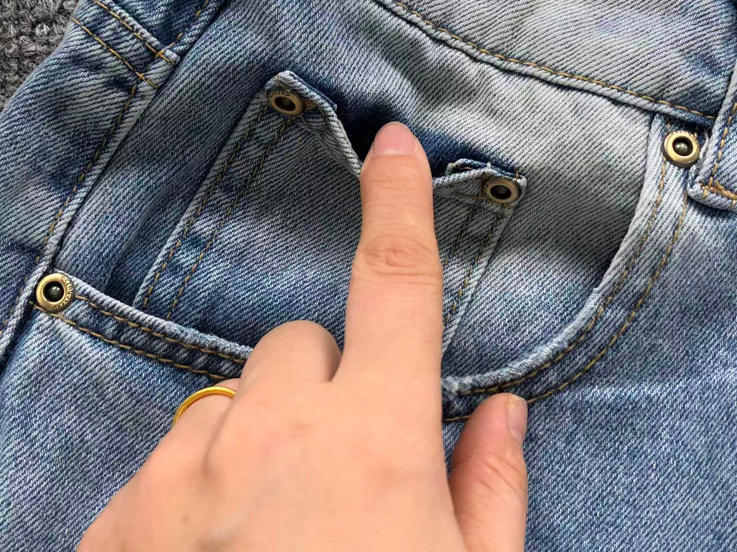 D - SHORTS