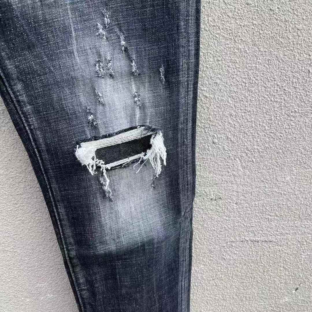 D - JEANS