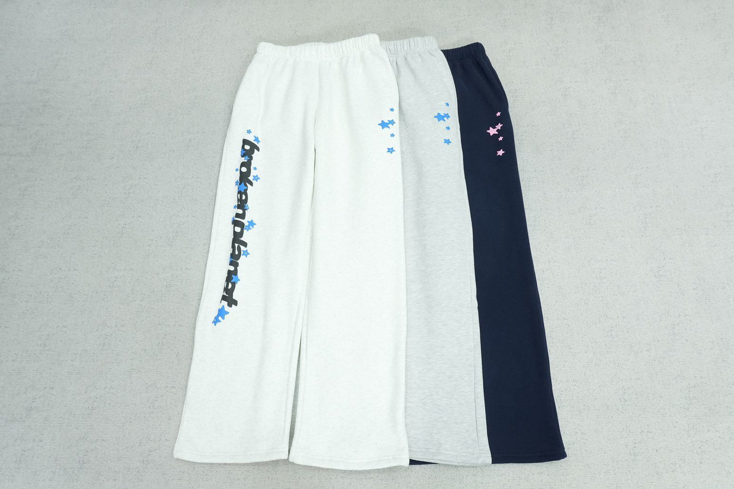 B - SWEATPANTS