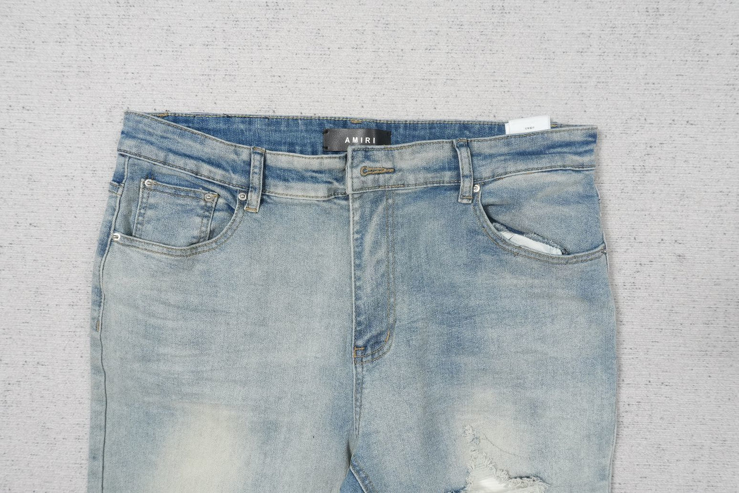 A - JEANS
