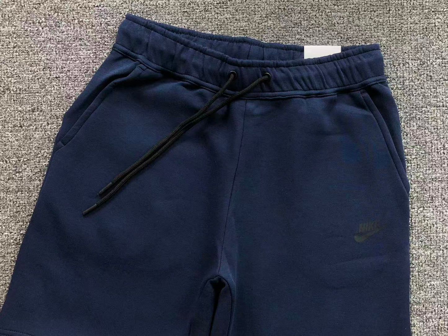 N - SHORTS
