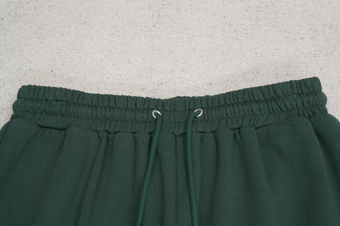 G - SWEATPANTS