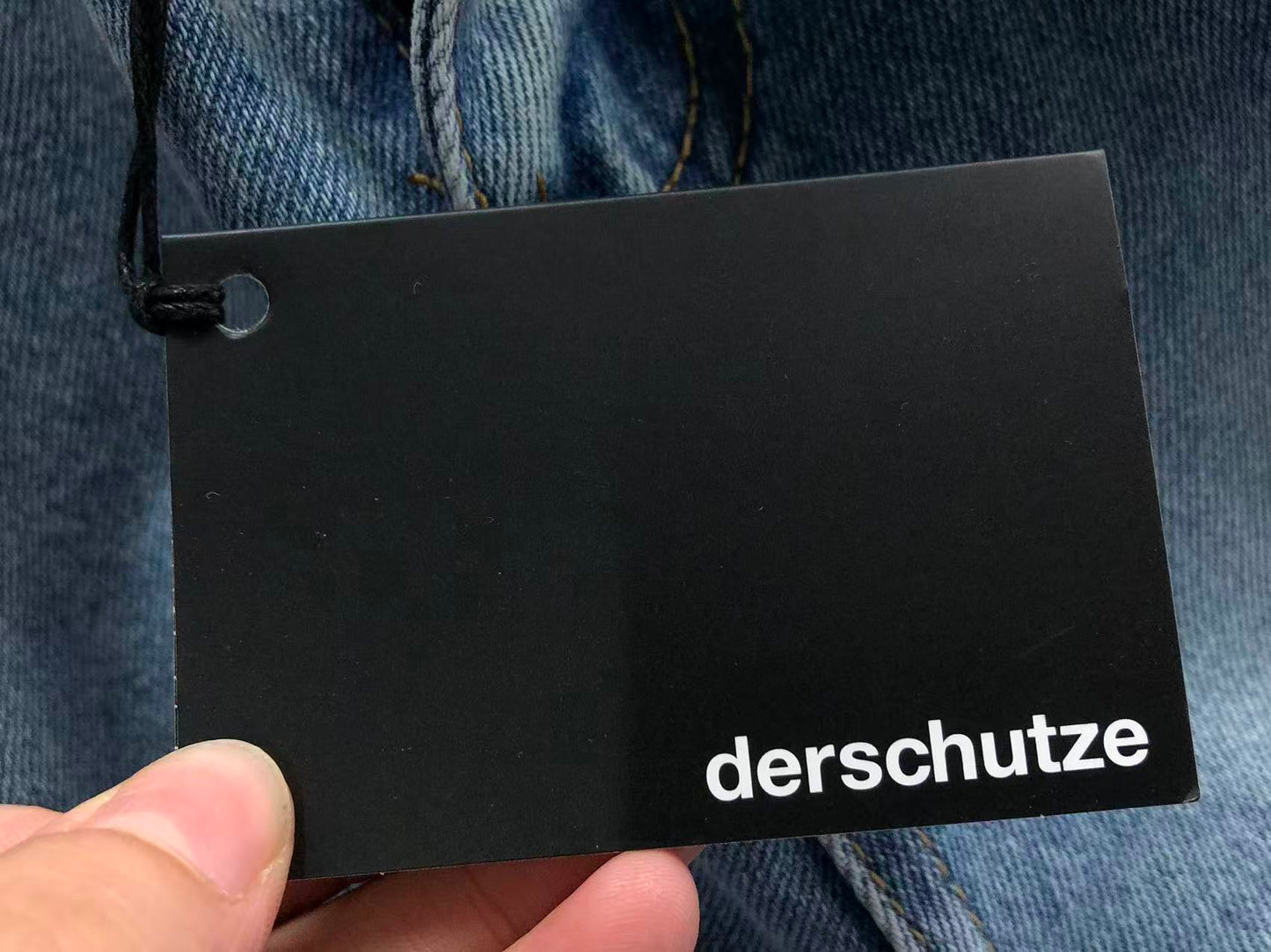 D - SHORTS