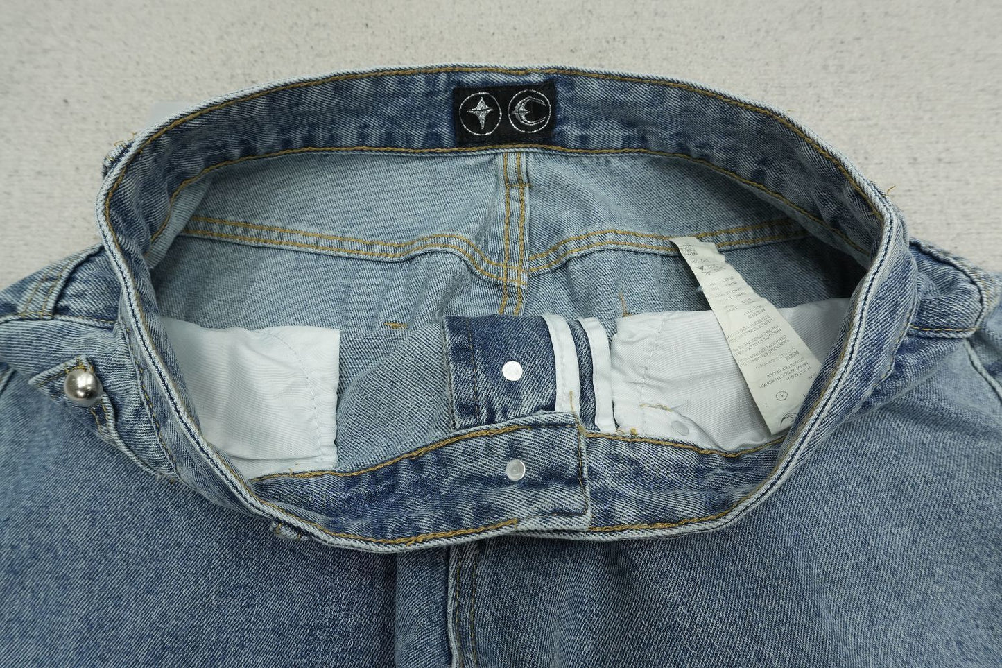 T - JEANS