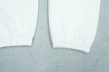 F - SWEATPANTS
