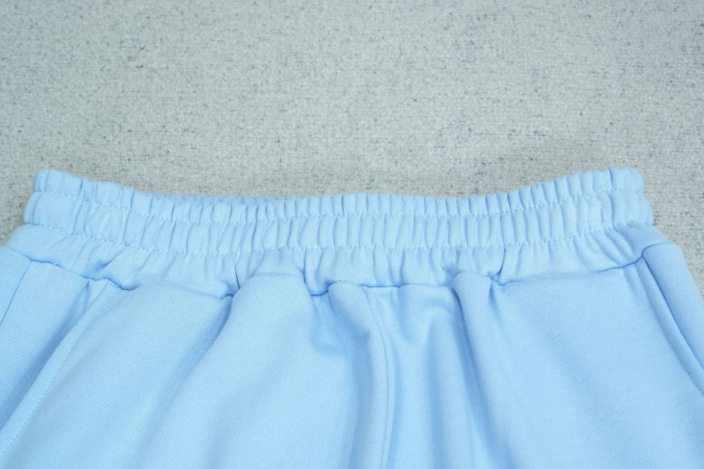 M - SWEATPANTS