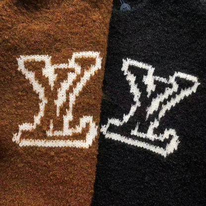 L - SWEATER