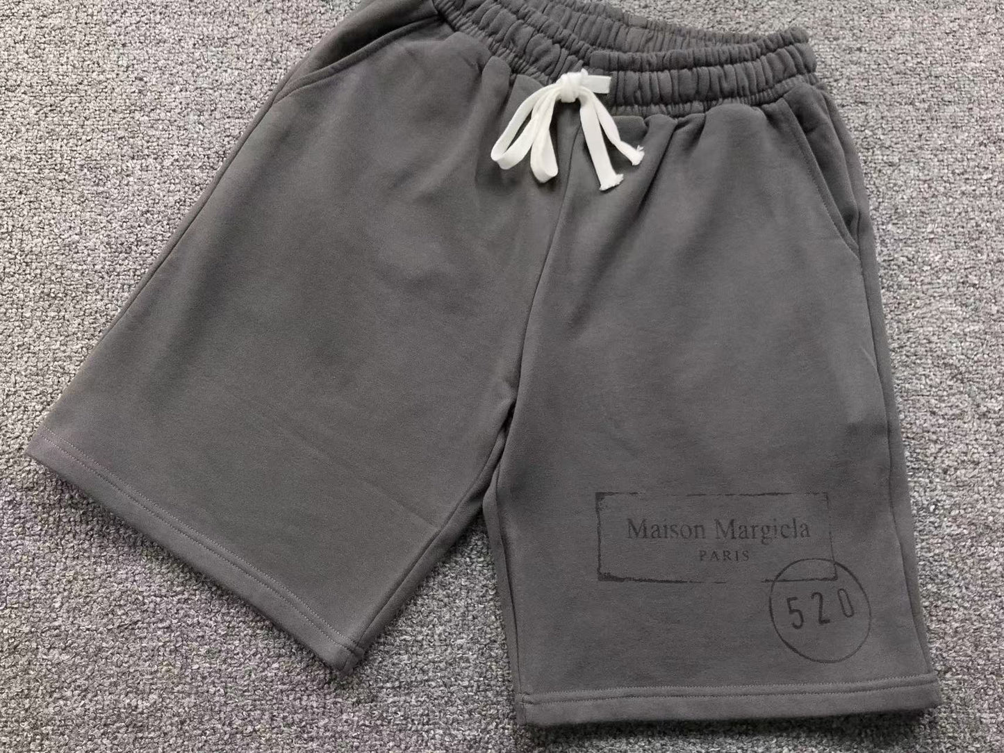 M - SHORTS
