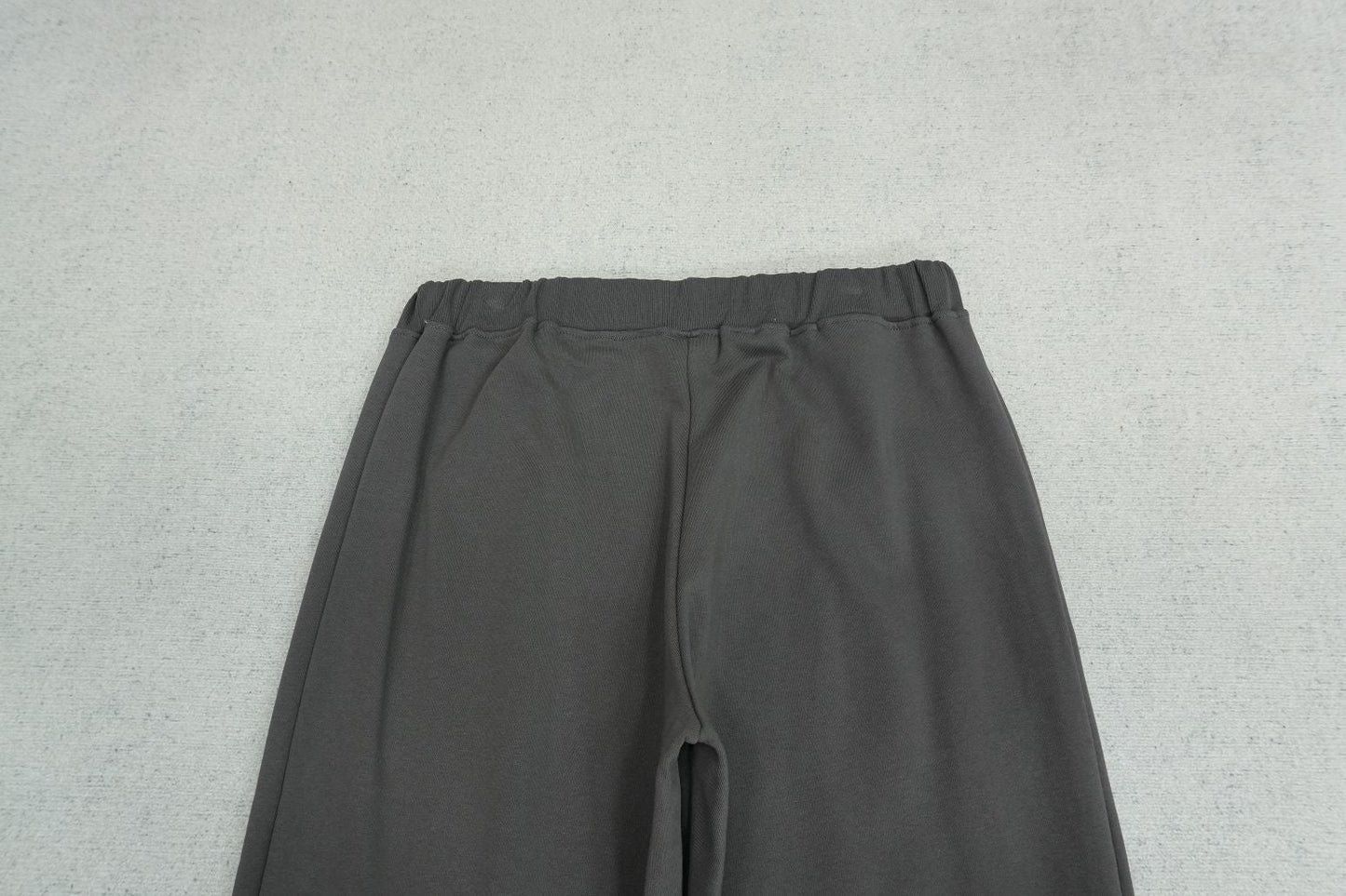 6PM - SWEATPANTS