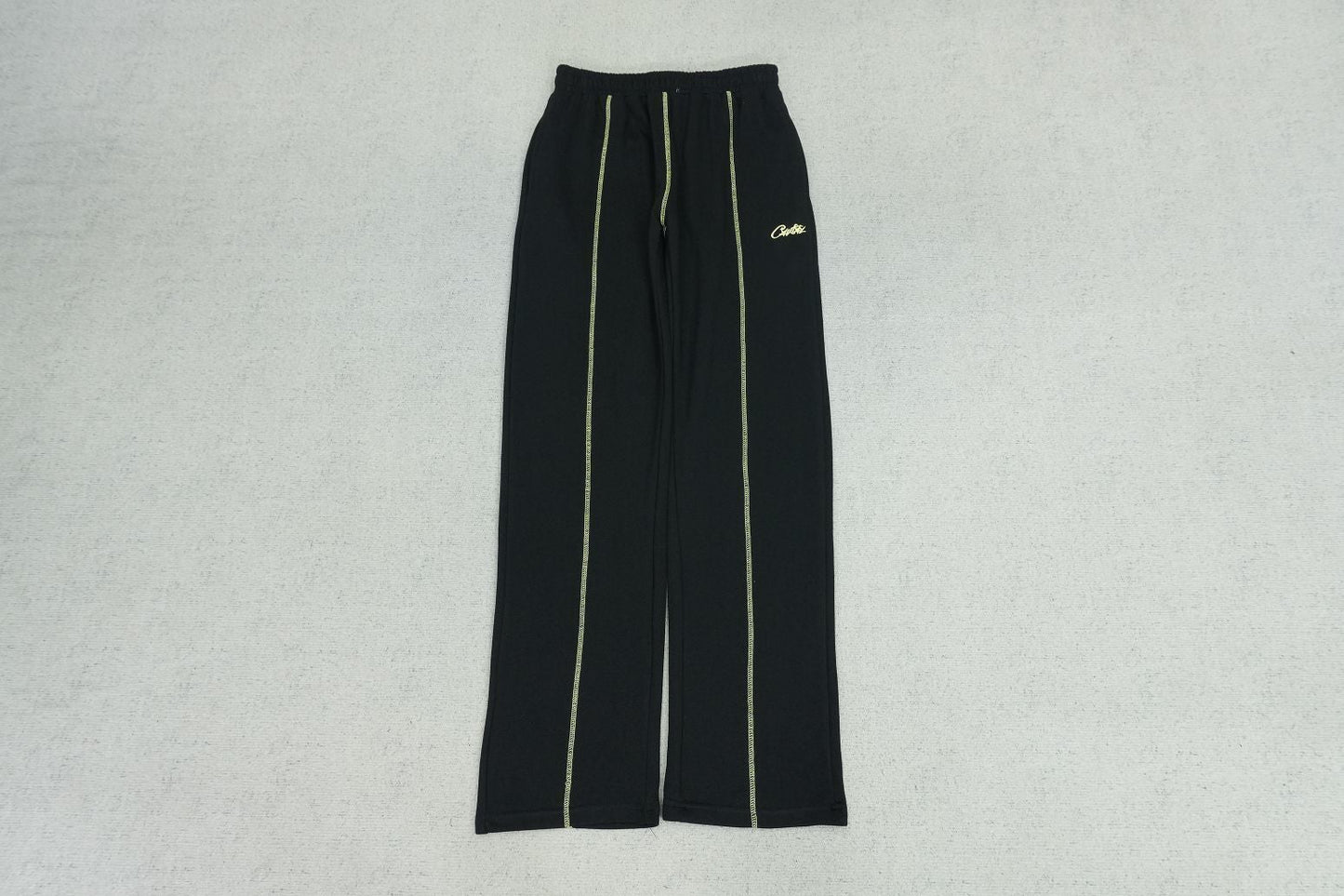 C - SWEATPANTS