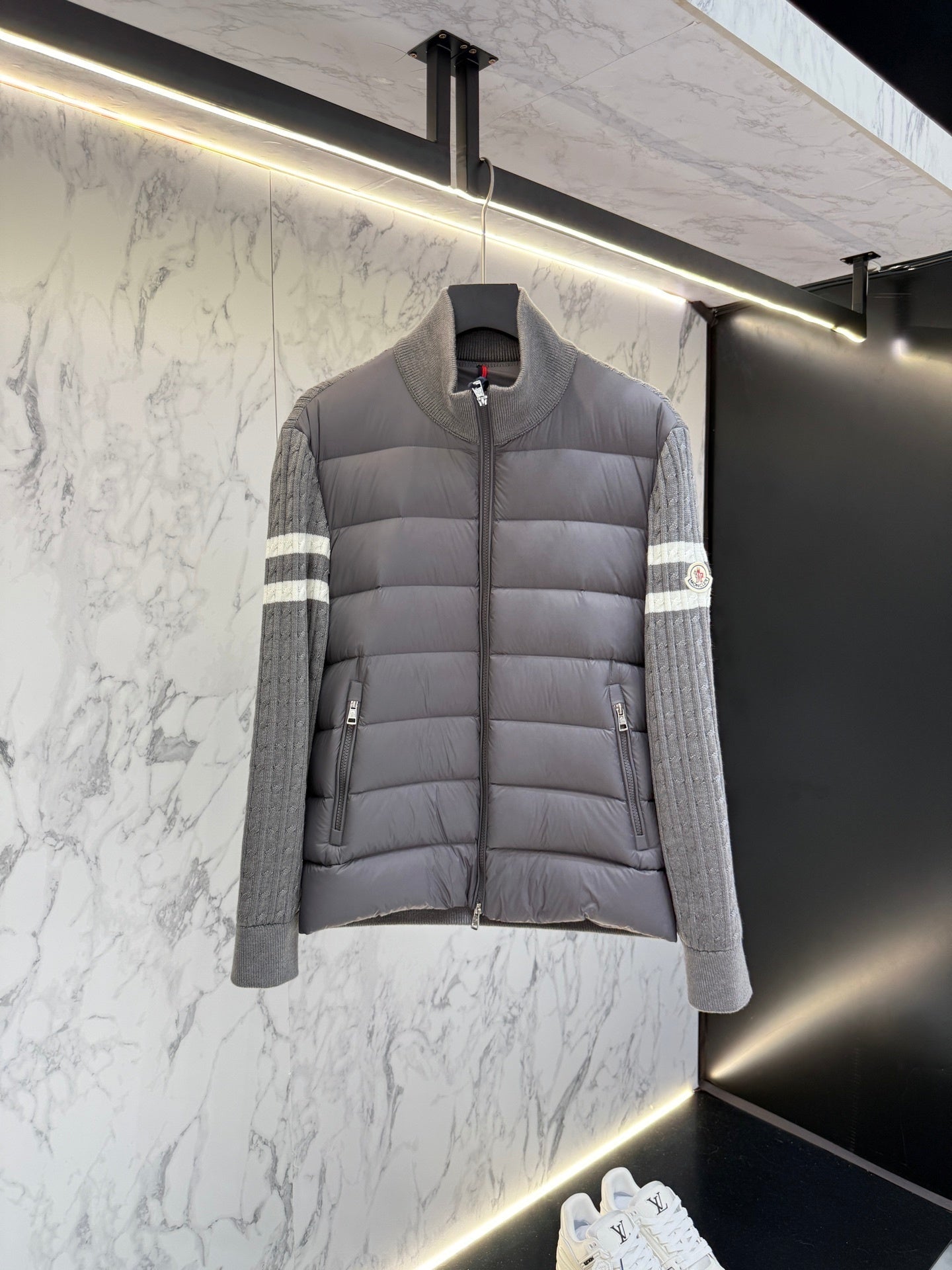 P - CARDIGAN