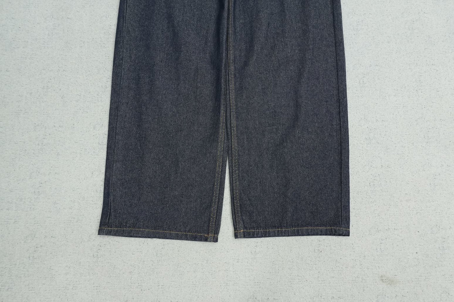 D - JEANS