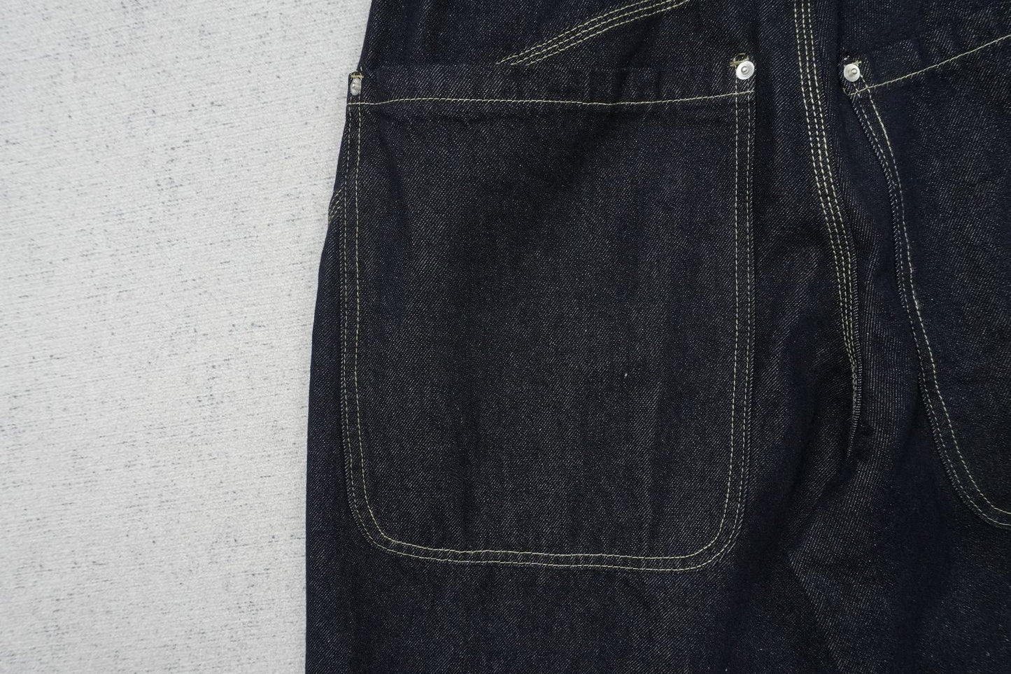 P - JEANS