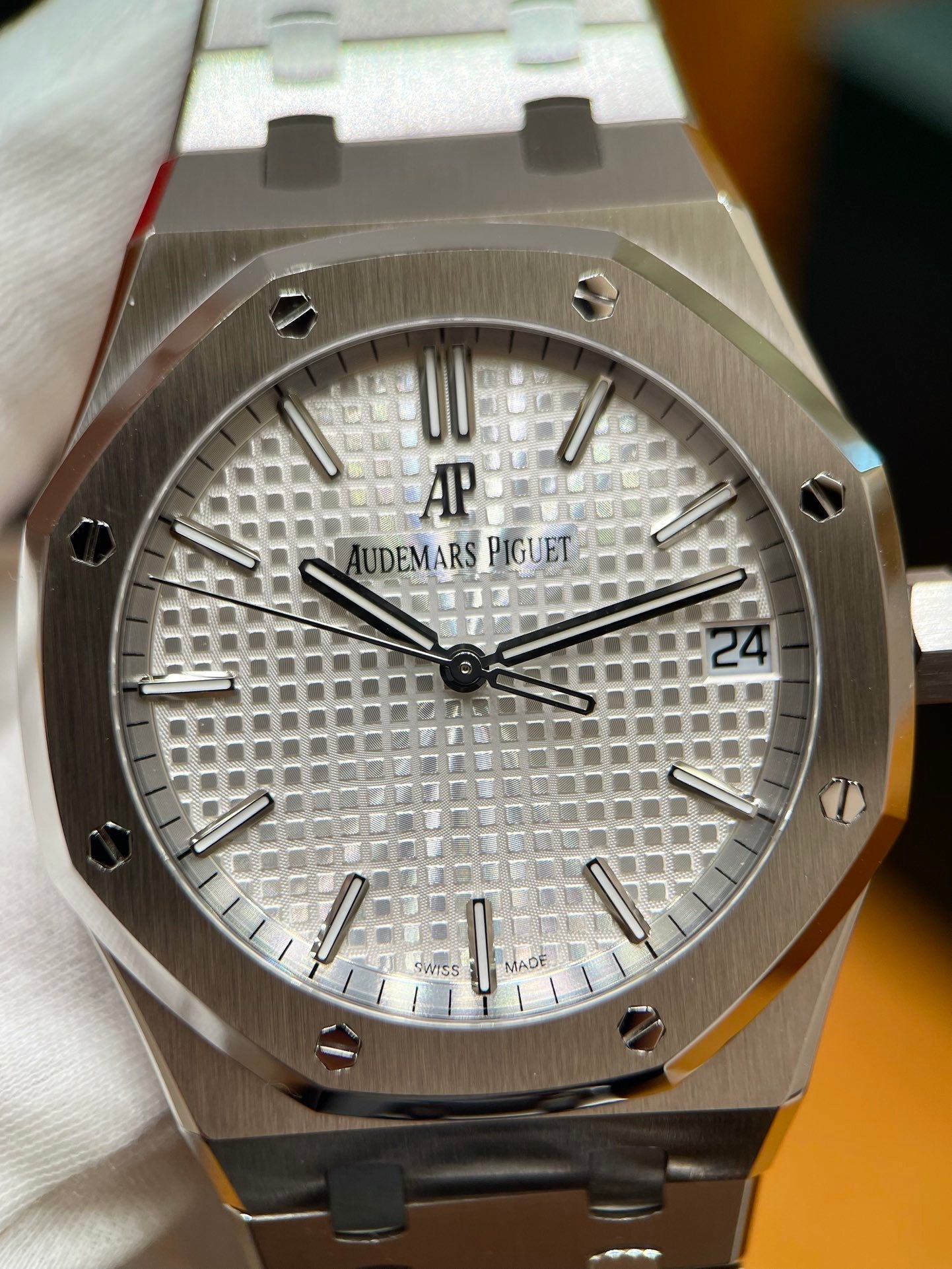 P - Watch