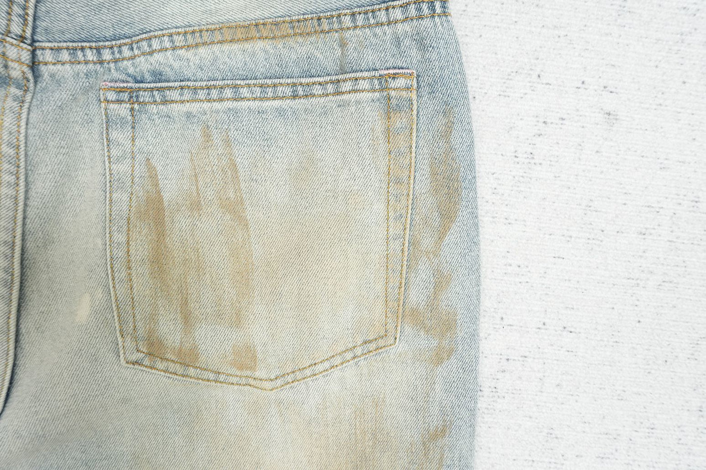 A - JEANS