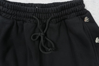 H - SWEATPANTS