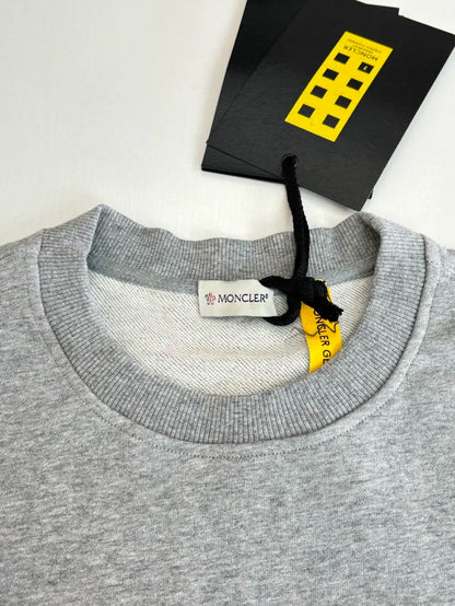 M  - SWEATER